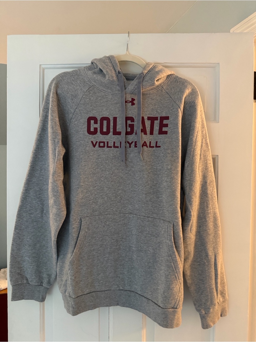 Under Armour Gray Hoodie, medium